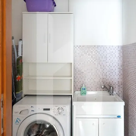 Homiday - Pinetina Cioni Apartment Pineto