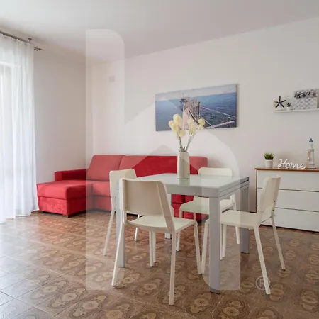Homiday - Pinetina Cioni Apartment
